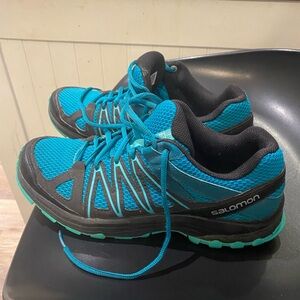Salomon Women's Teal and Black Athletic Shoes